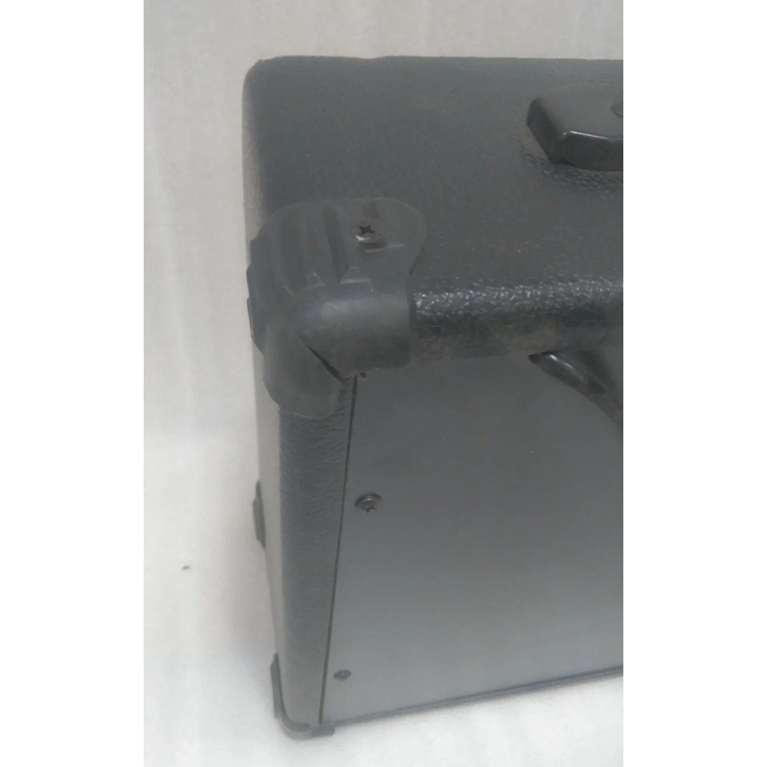 ATTUDE AL01 Guitar amplifier - Open Box B Stock - Image 2