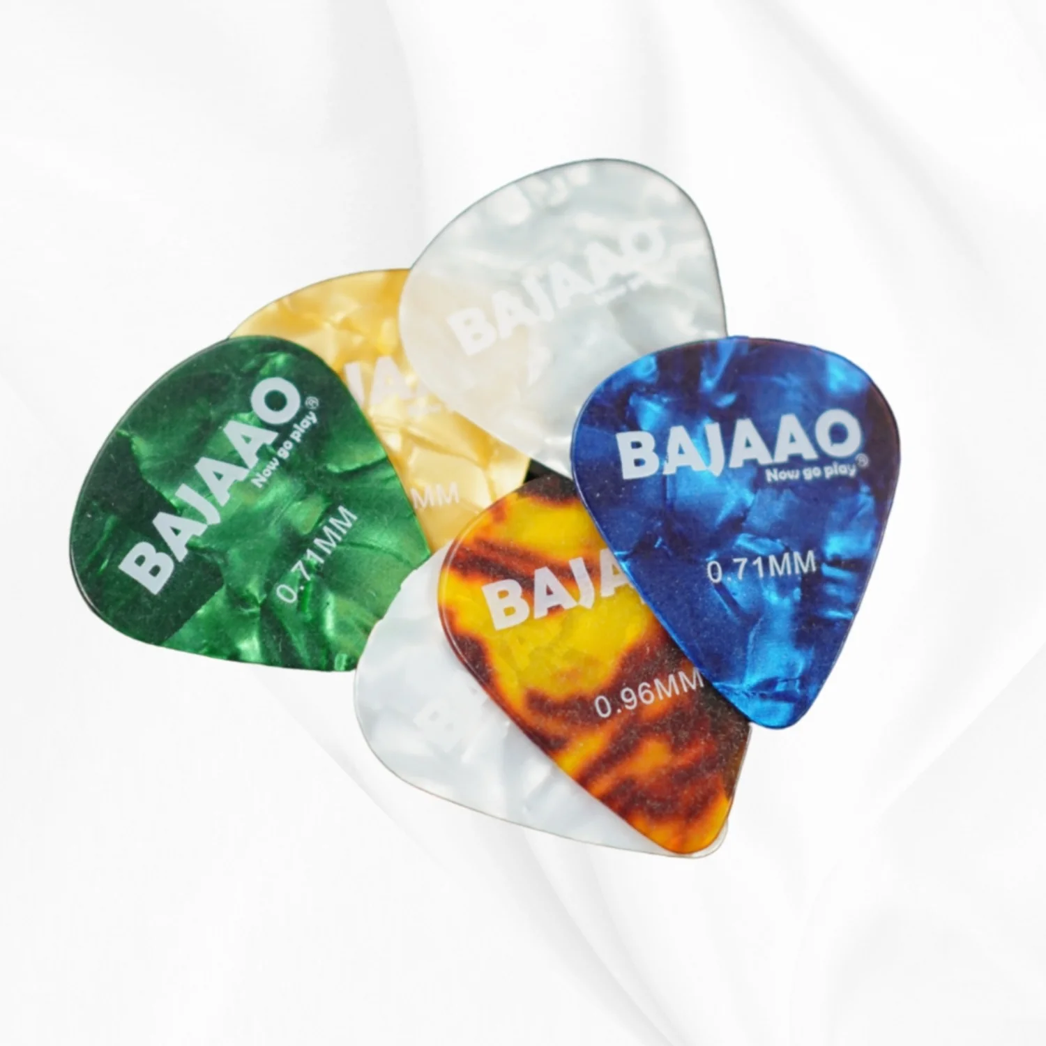 Bajaao Celluloid Guitar Pick Set of Various Thickness (0.46, 0.71, 0.96 mm) - Image 3