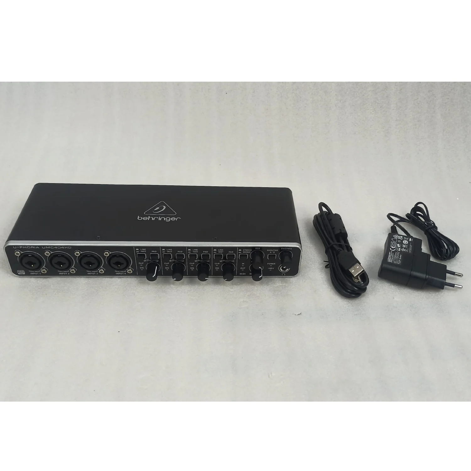 Behringer U-PHORIA UMC 404HD 24-Bit USB Audio Midi Interface - Open Box - Image 8
