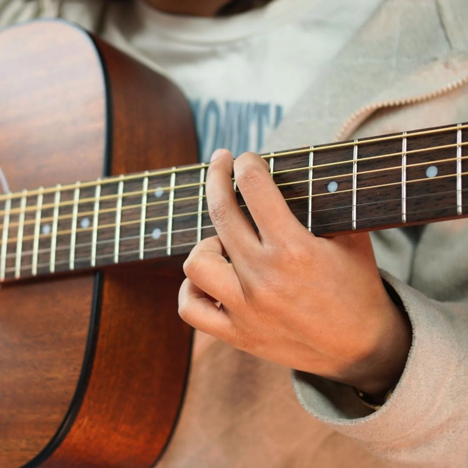 Cort AD300 6 String Acoustic Guitar - Image 42