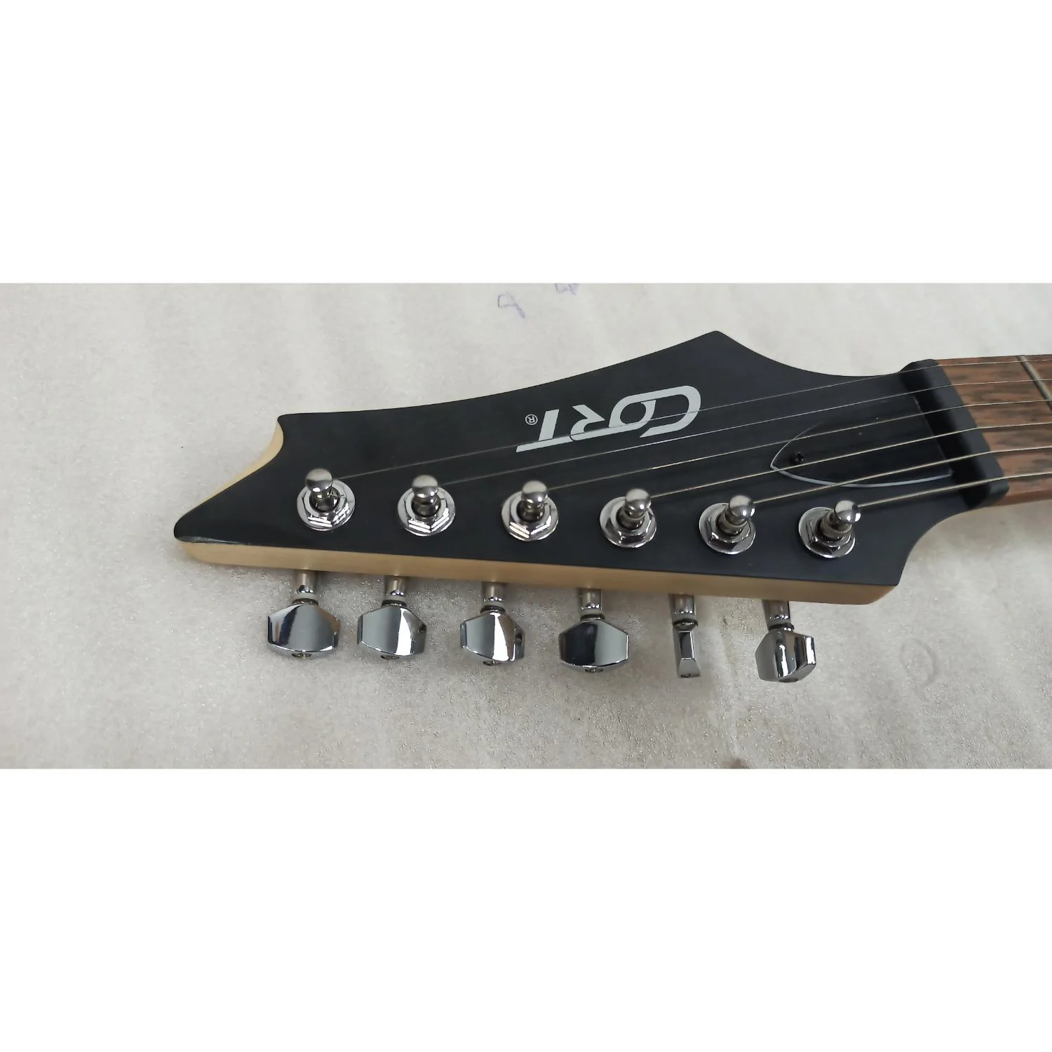 Cort X100 6-String Electric Guitar - Open Box - Image 4