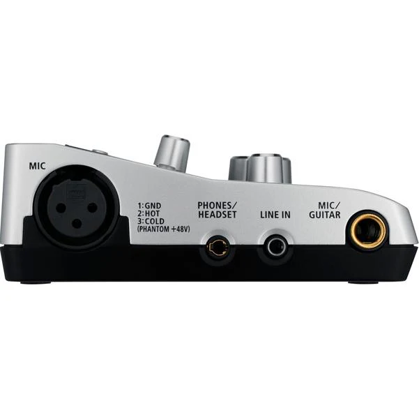Roland UA-4FX2 Stream Station USB Audio Interface - Image 5