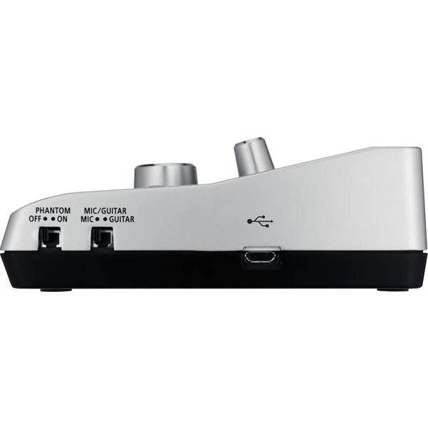 Roland UA-4FX2 Stream Station USB Audio Interface - Image 6