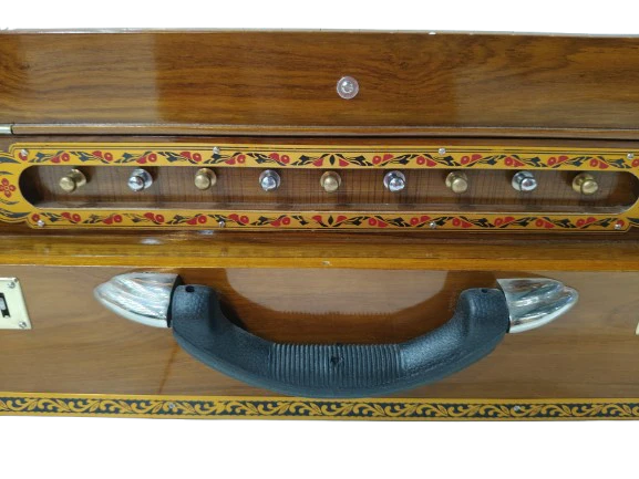 Ultimate Guru 3 Line Folding Concert Grade Harmonium - Image 5