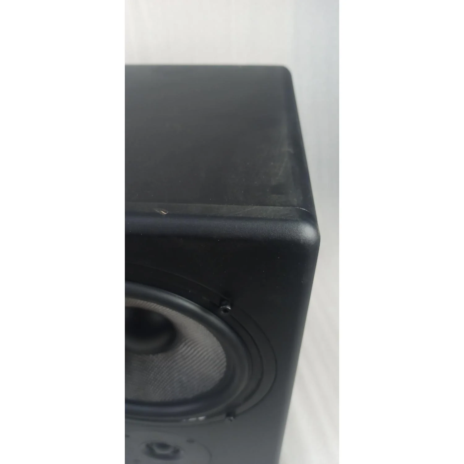Vault C8 8-Inch Powered Studio Monitors - Pair - Open Box - Image 2