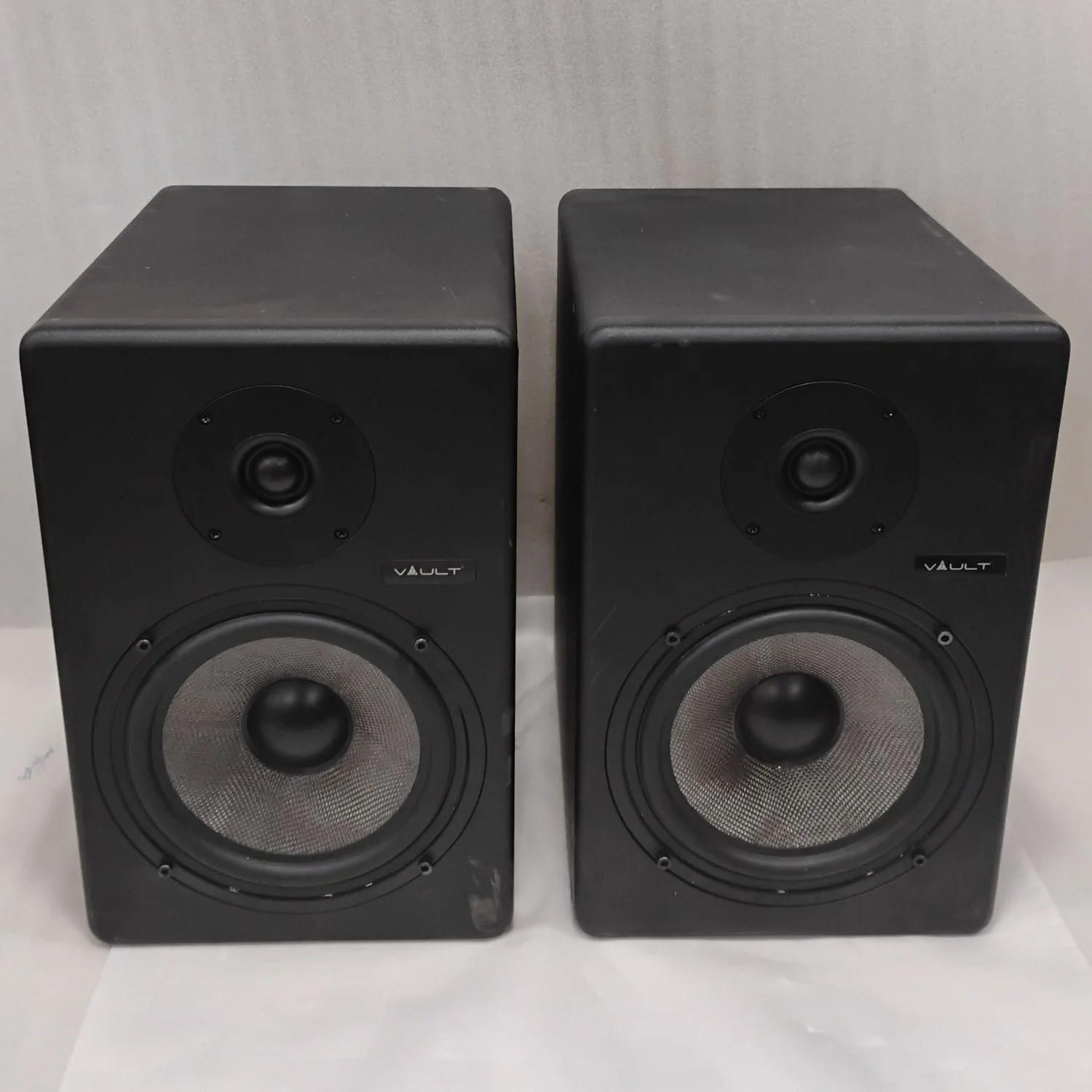 Vault C8 8-Inch Powered Studio Monitors - Pair - Open Box - Image 40