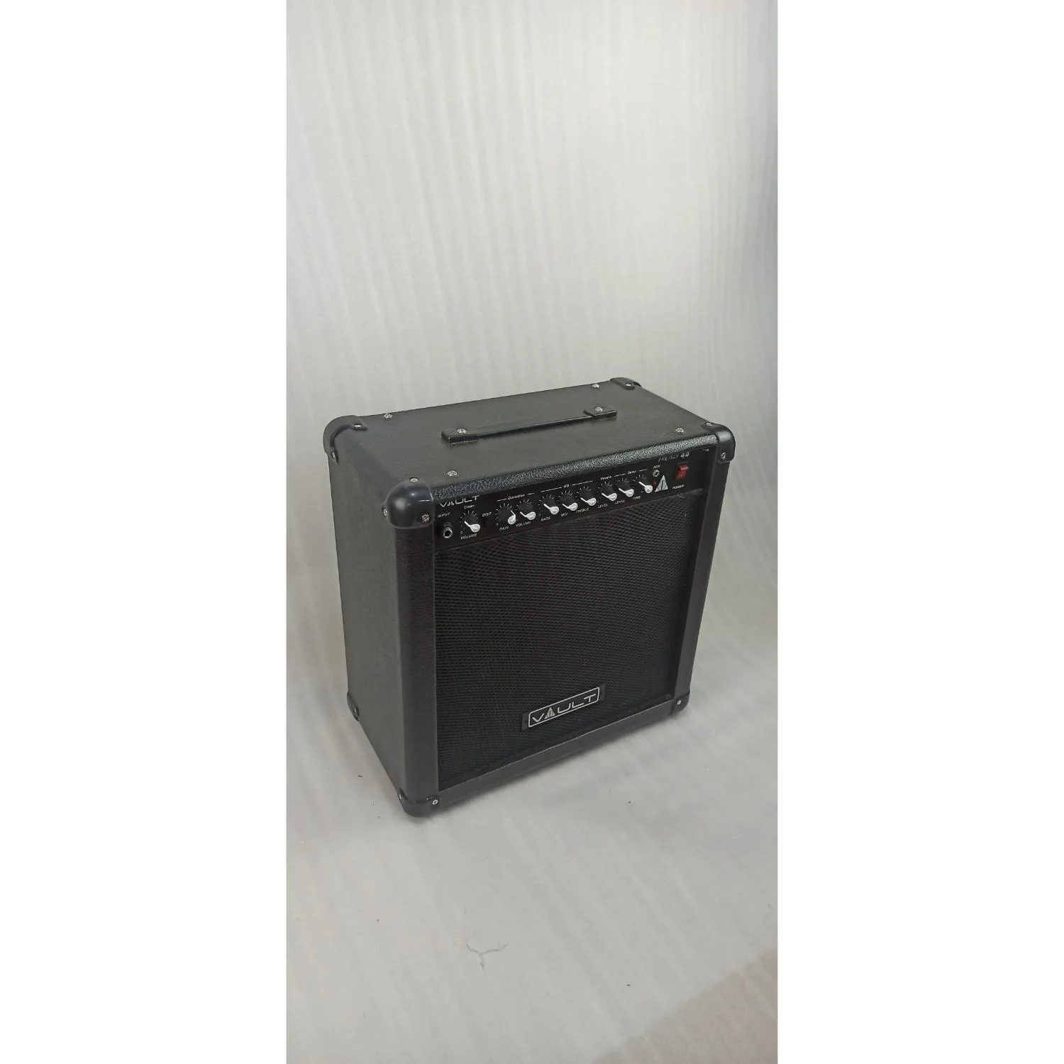 Vault Frenzy 40 Watt Combo Guitar Amplifier with Analog Distortion, Reverb & Delay All Playable Together - Open Box - Image 7