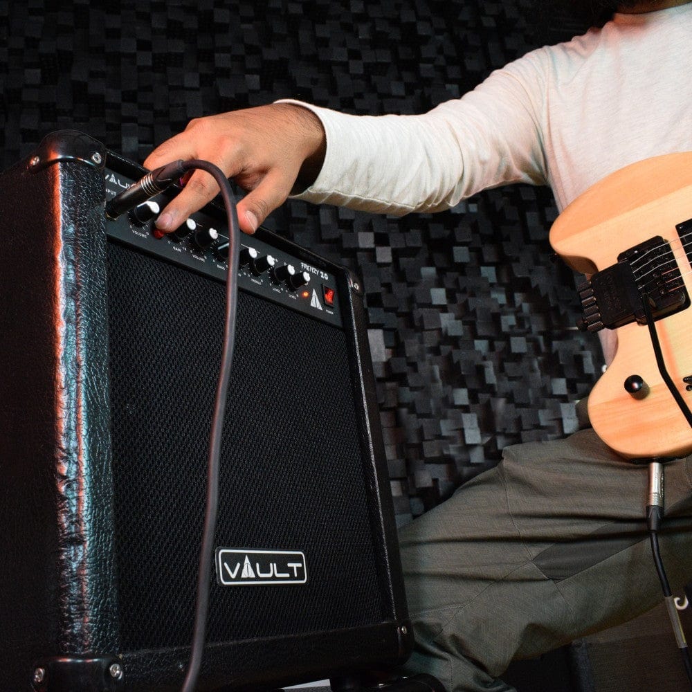 Vault Frenzy 40 Watt Combo Guitar Amplifier with Analog Distortion, Reverb & Delay All Playable Together - Open Box - Image 9