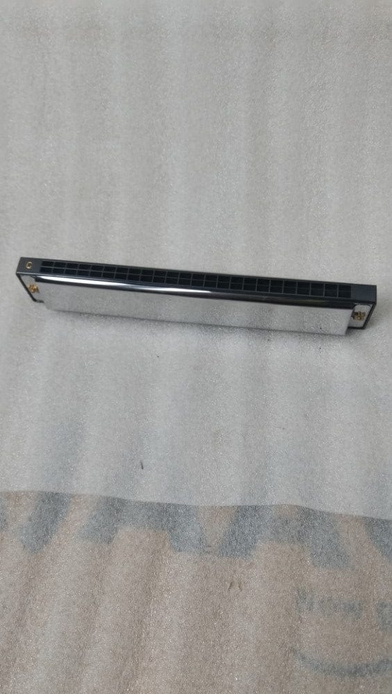 Vault HA1020 24-Hole Beginner Harmonica - Key of C - Open Box B Stock - Image 5