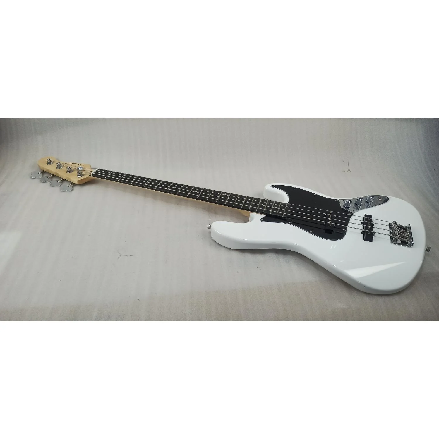 Vault JB4 Jazz Bass 4-String Bass Guitar - Open Box - Image 3