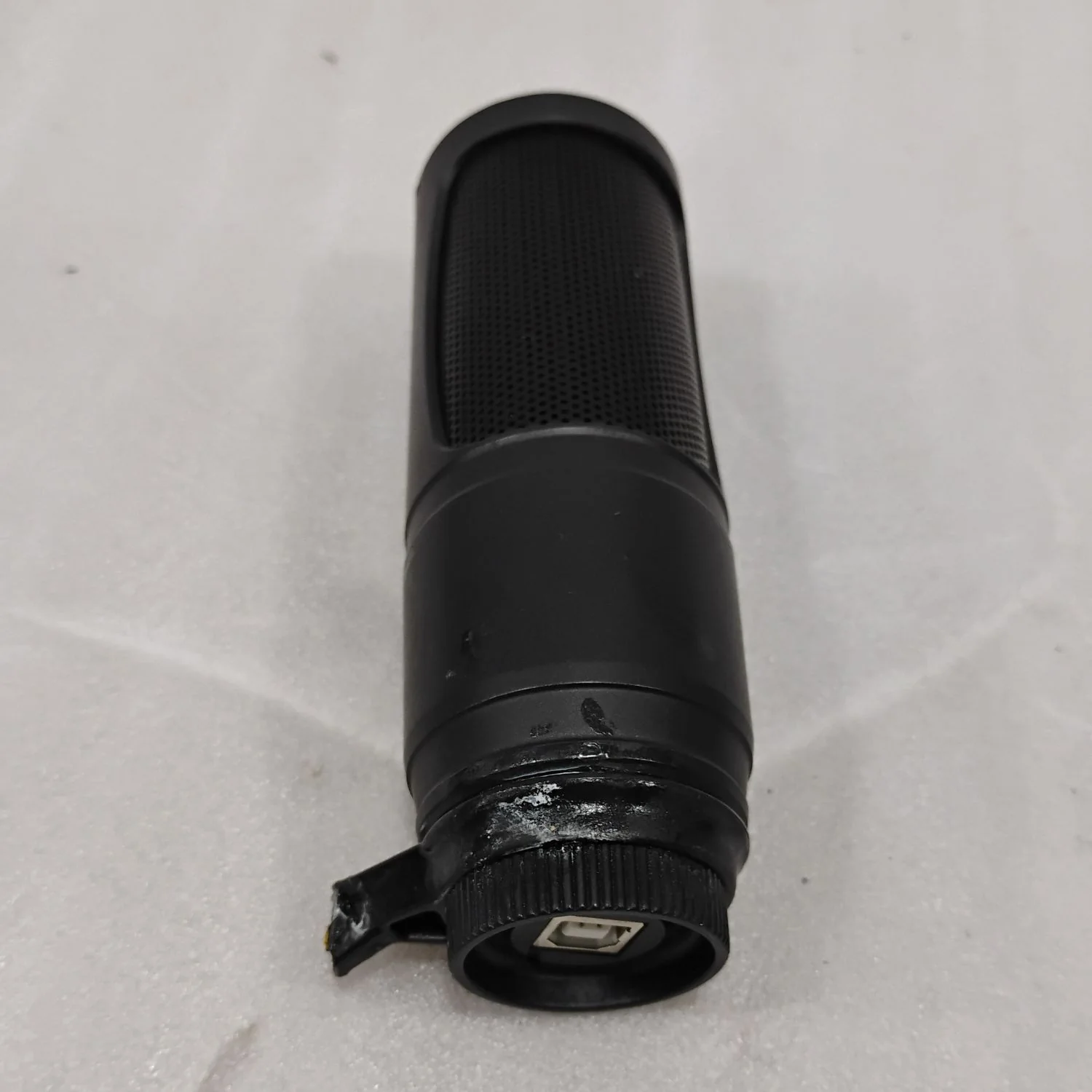 Vault Pod Mic Plus USB Condenser Podcast Microphone Kit - Open Box B Stock - Image 2