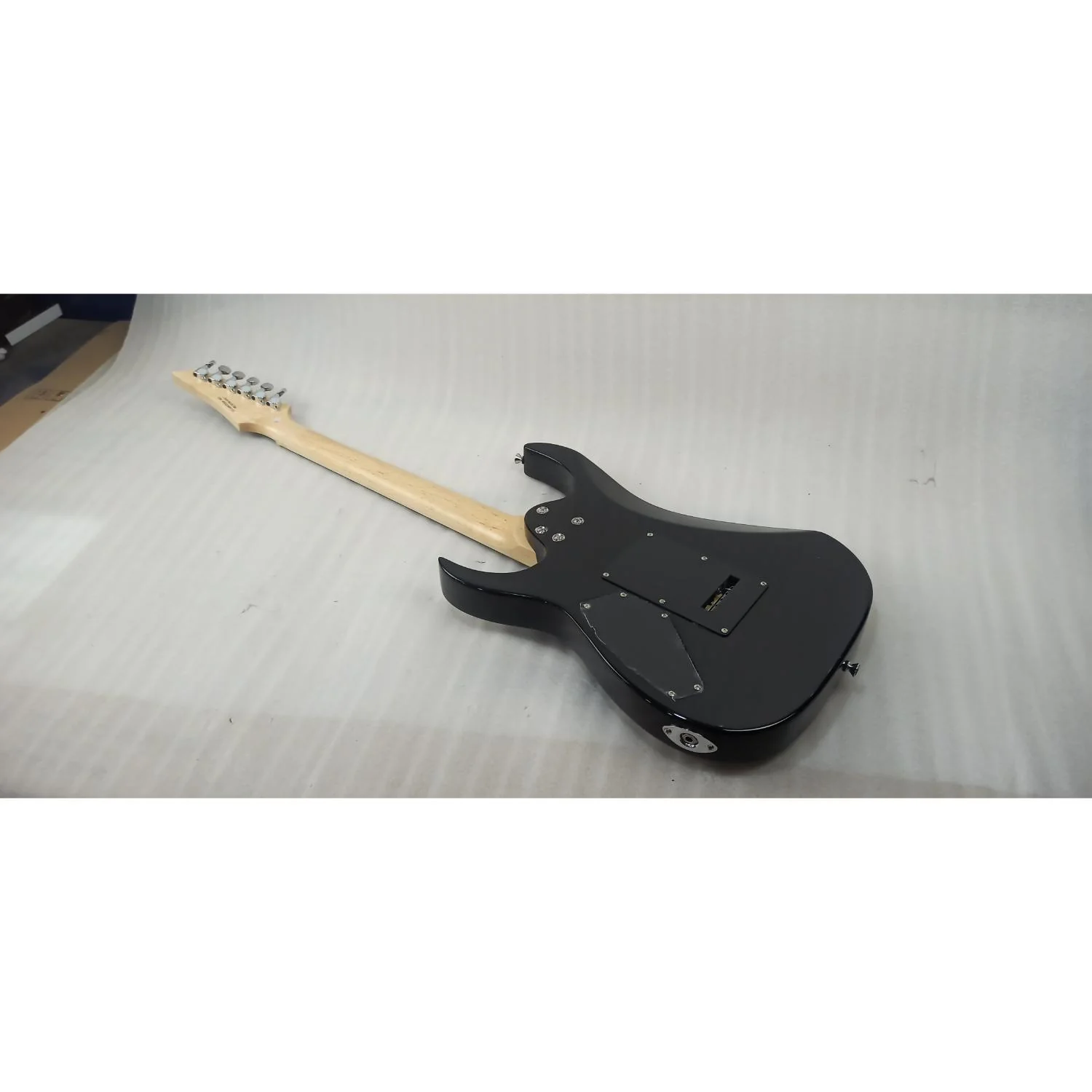 Vault RG1 Soloist Premium Electric Guitar - Open Box - Image 11