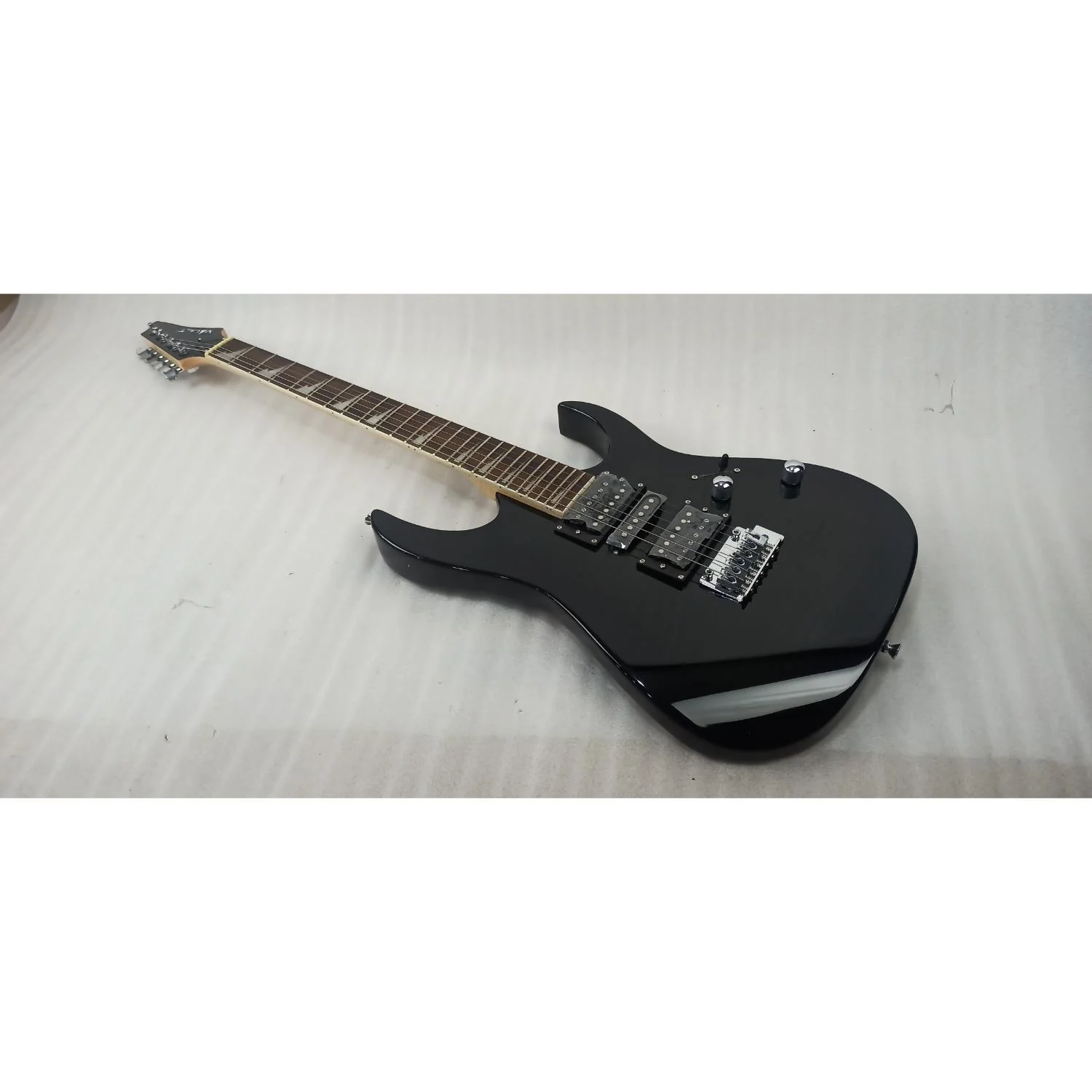Vault RG1 Soloist Premium Electric Guitar - Open Box - Image 9