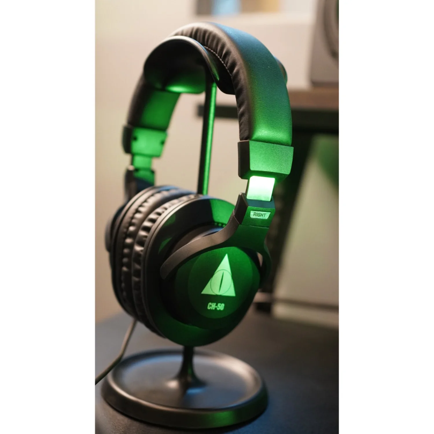 Vault Wired Headphone - Open Box - Image 4