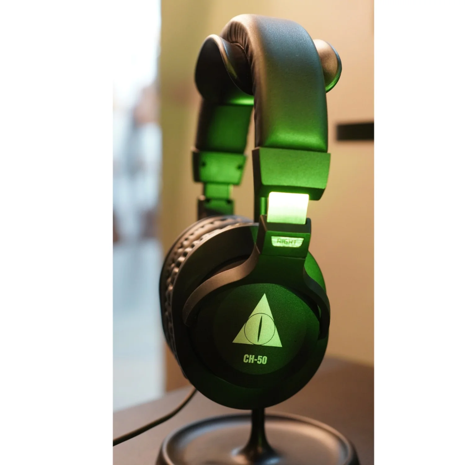 Vault Wired Headphone - Open Box - Image 5
