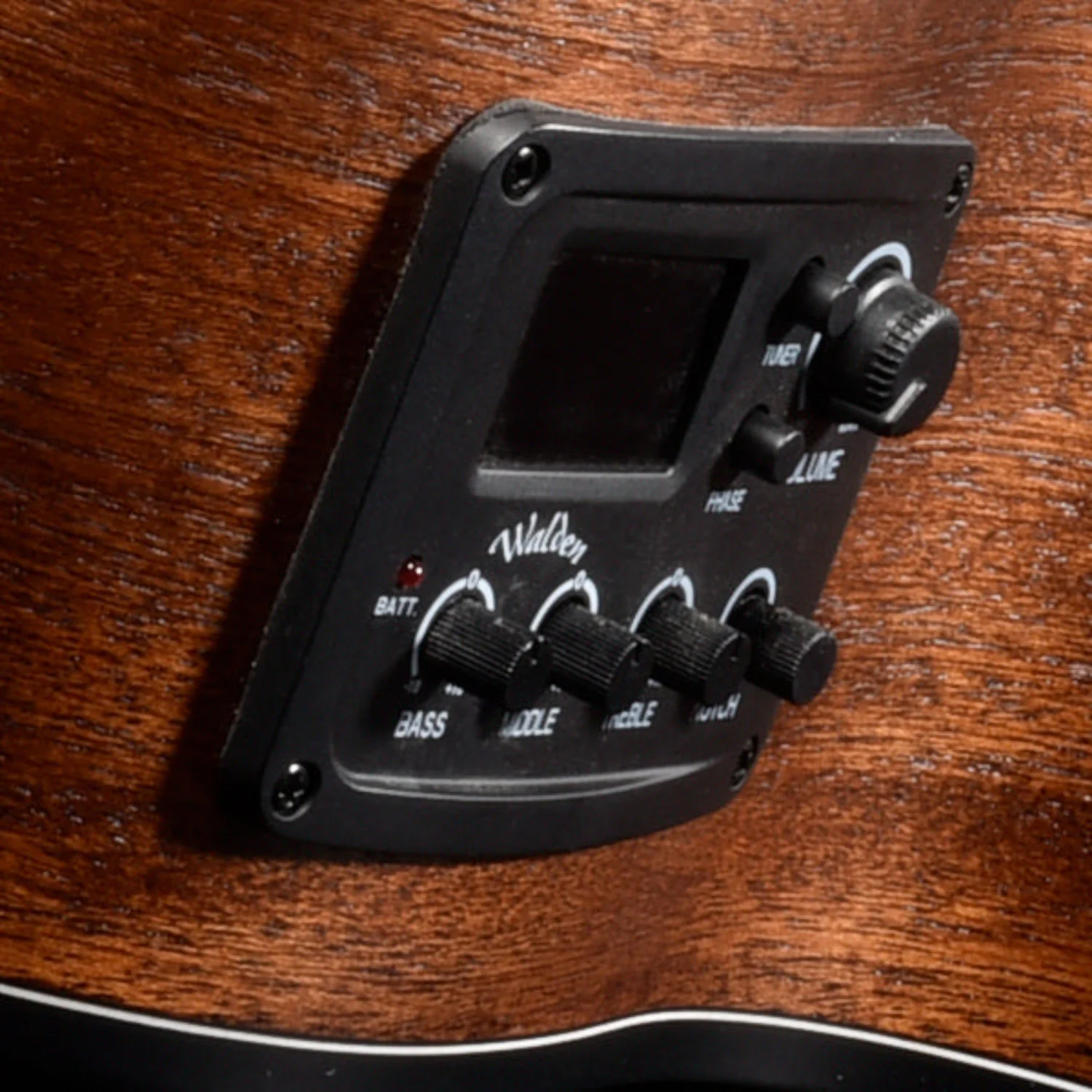 Walden O550E Natura Orchestra Electro Acoustic Guitar With Gigbag - Image 8