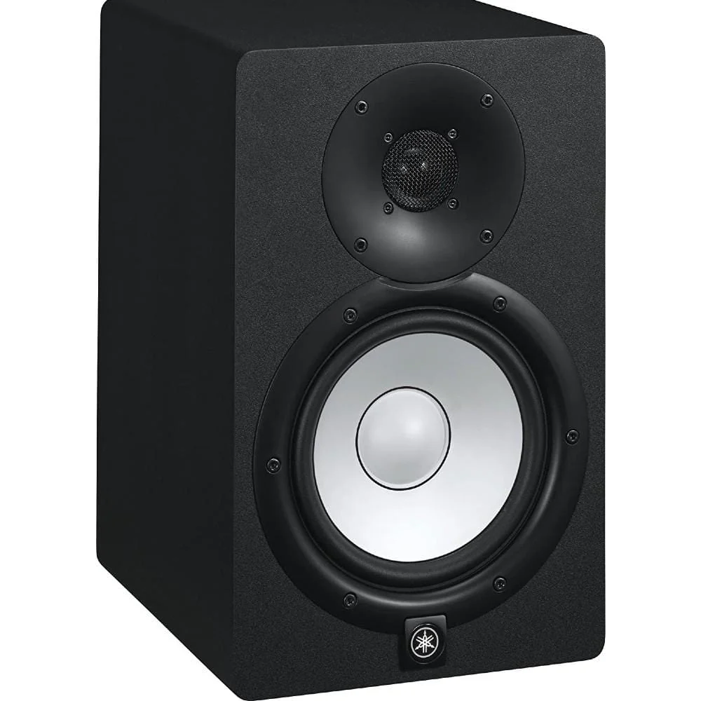 Yamaha HS7 Two Way 6.5inch Active Monitor with Isolation Pads, Cable and Ebook - Pair - Image 4