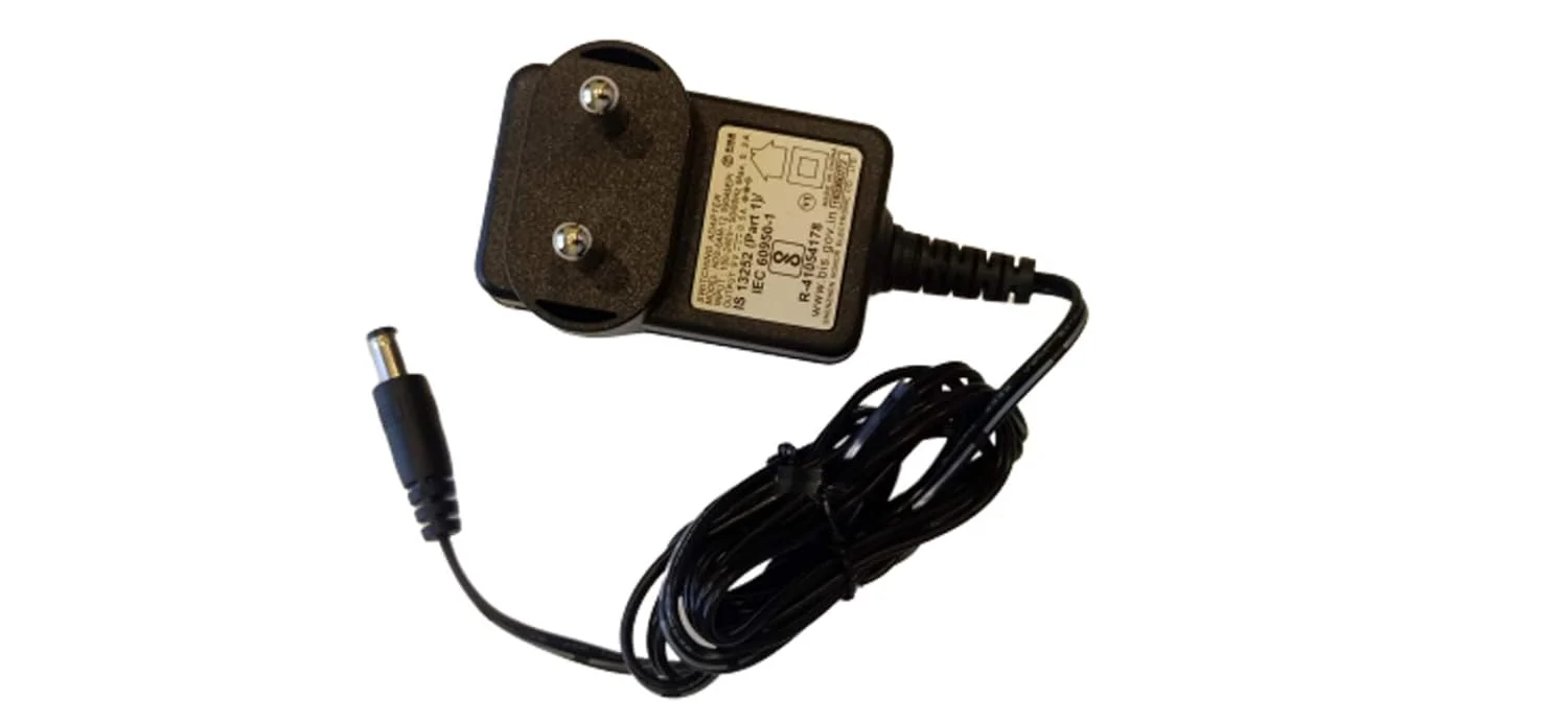 Zoom Ad 16 DC9V AC Adapter - Image 3