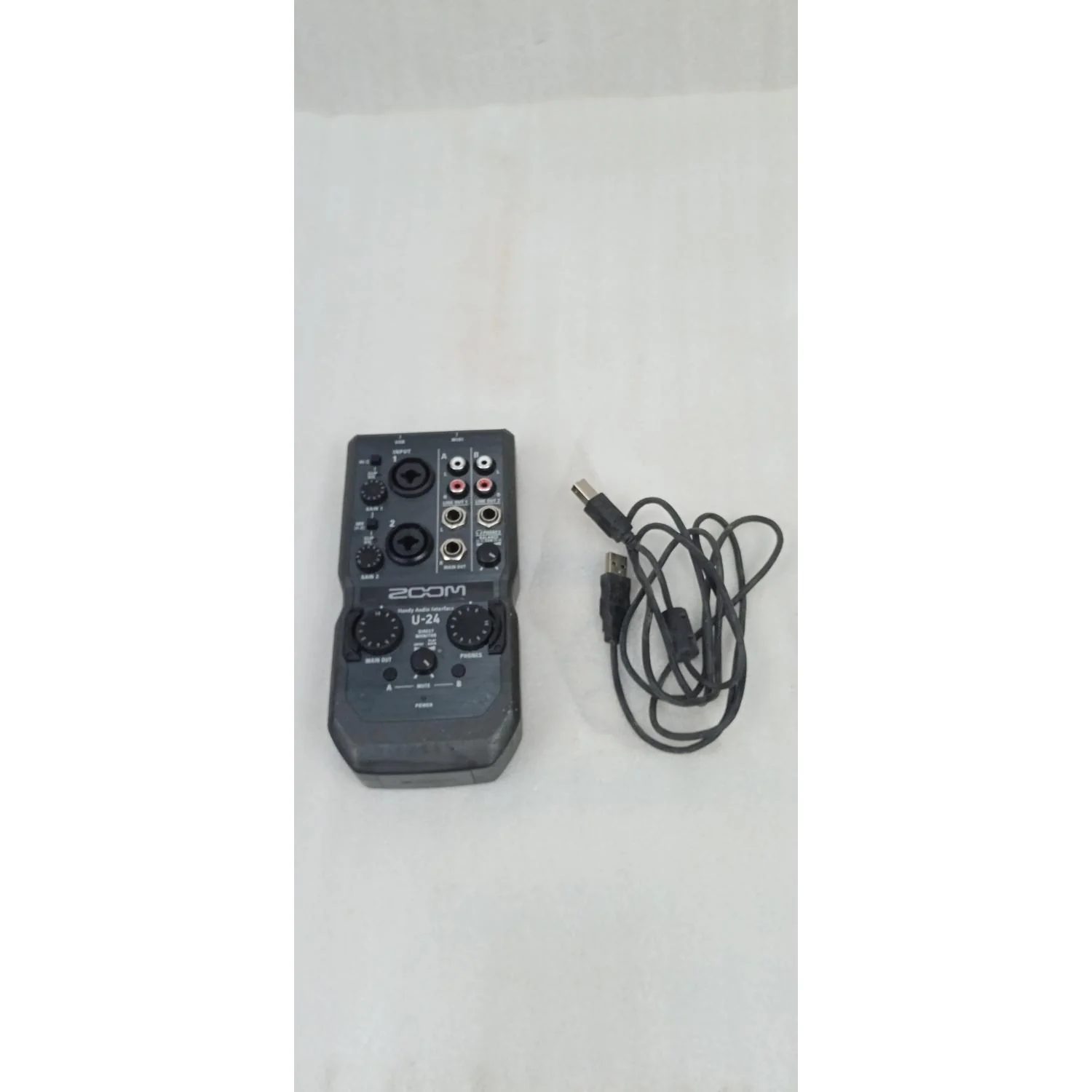Zoom U-24 Handy Audio Interface - Black - Open Box